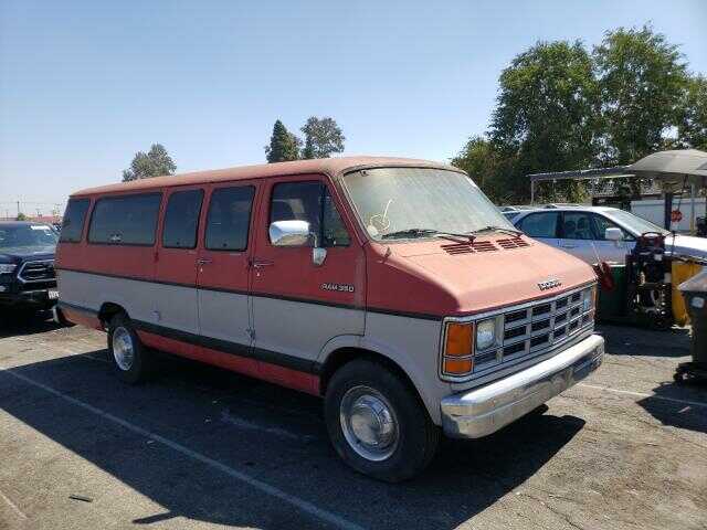 Dodge Ram Wagon