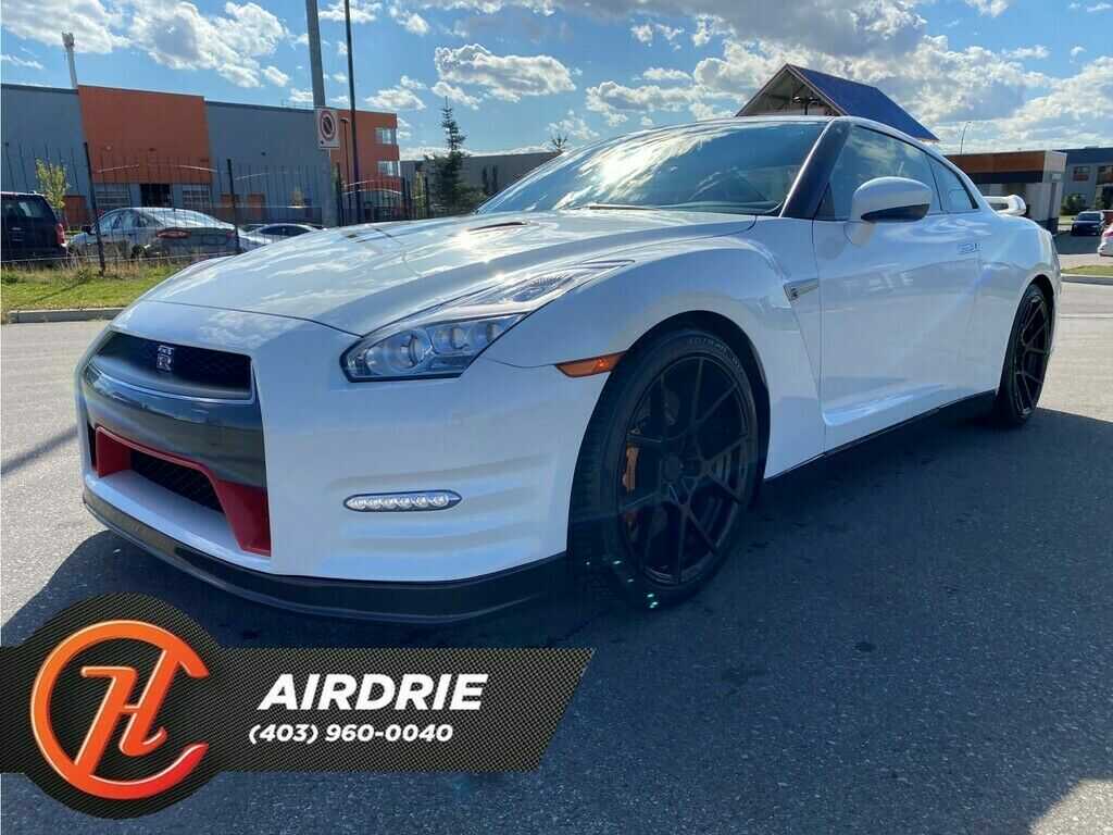 Nissan GT-R