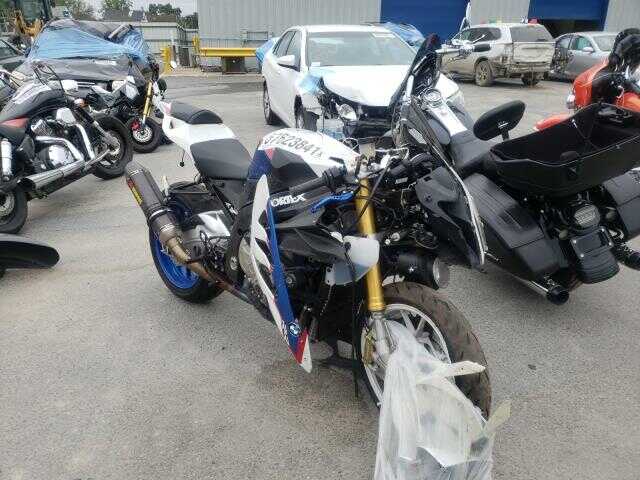 BMW S 1000 RR