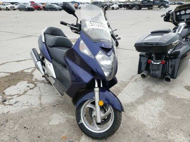 Honda FSC600 (Silver Wing)