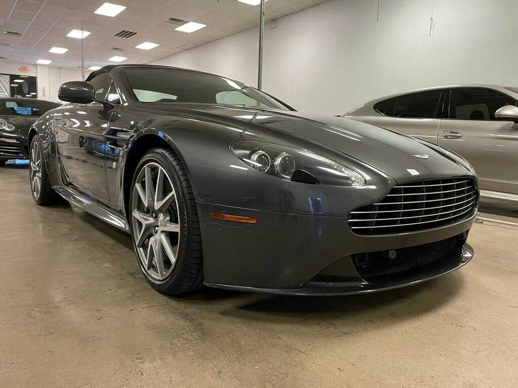 Aston Martin V8 Vantage