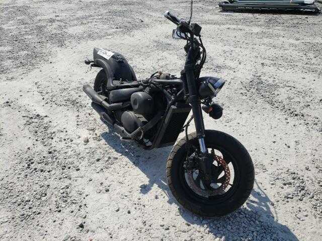 Suzuki VZ800