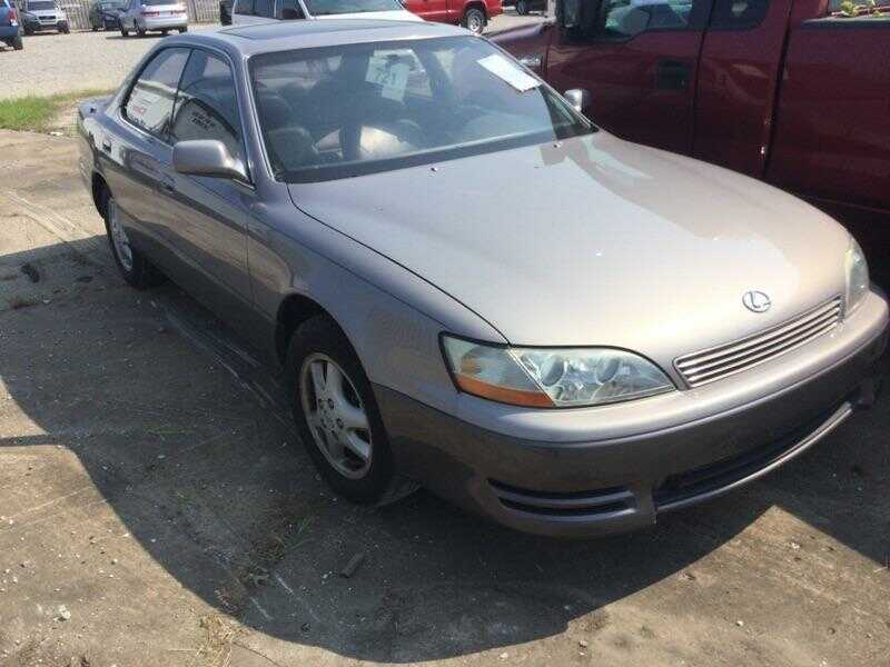 Lexus ES