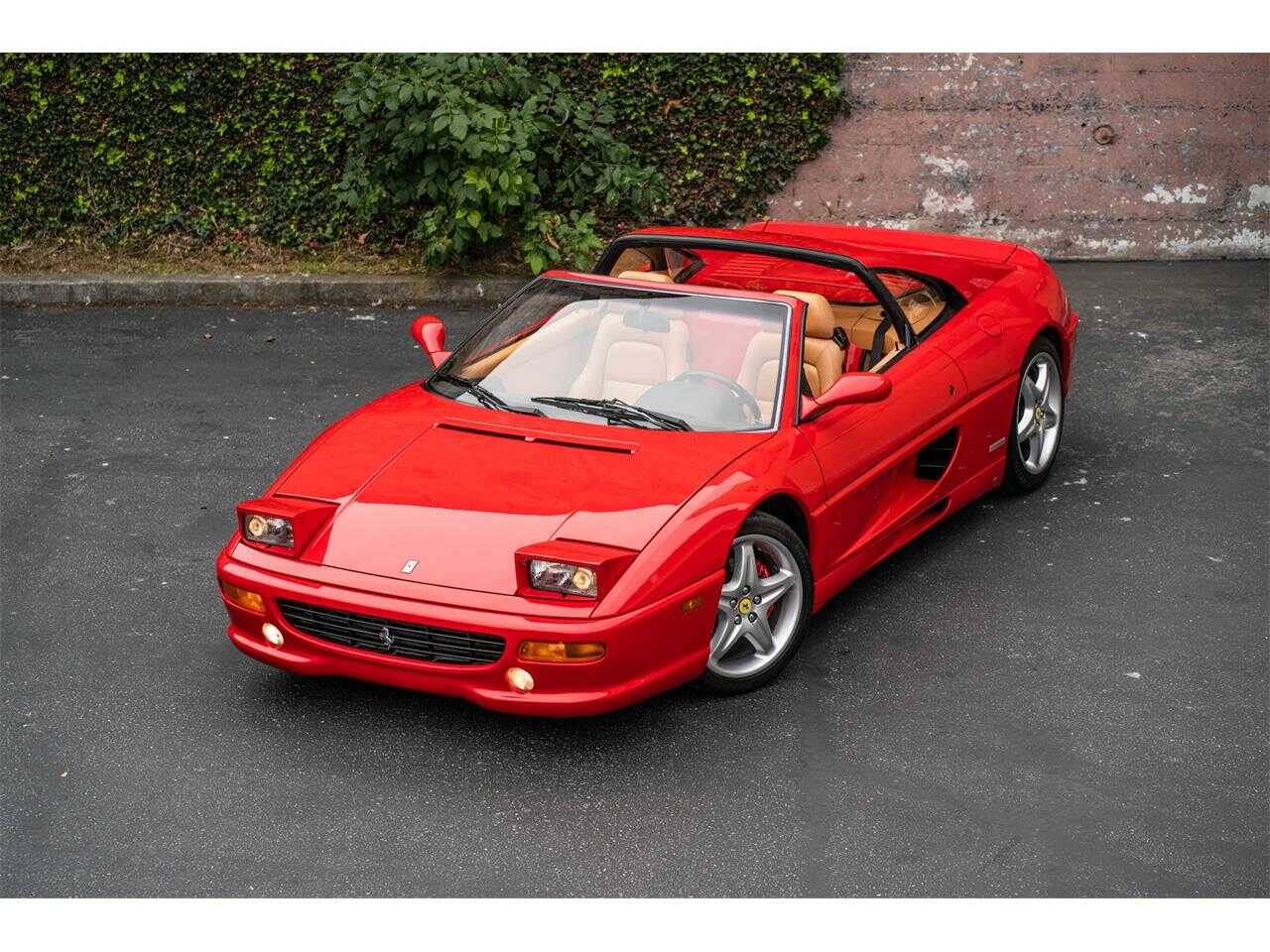 Ferrari F355
