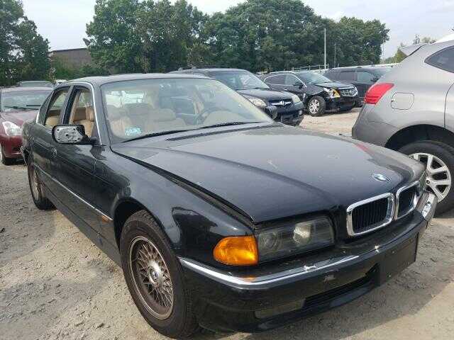 BMW 740i