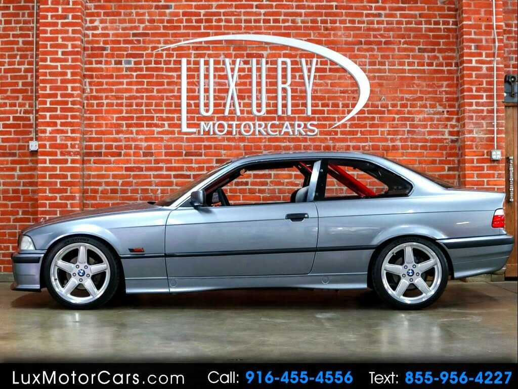BMW 318iS