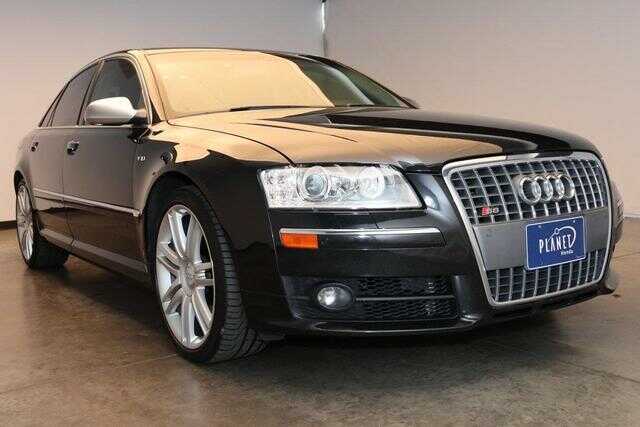 Audi S8