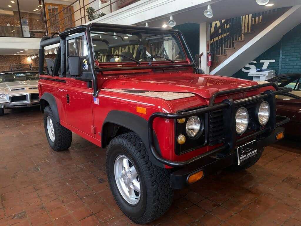 Land Rover Defender