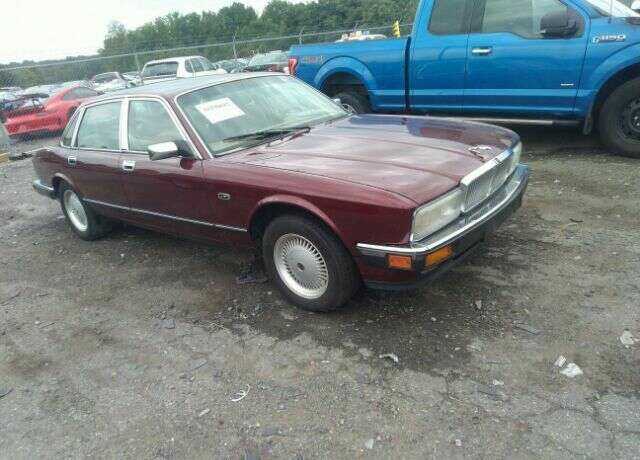 Jaguar XJ6