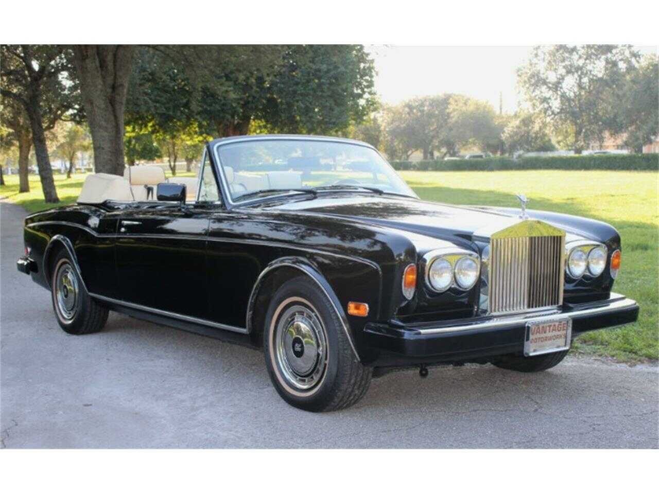Rolls-Royce Corniche