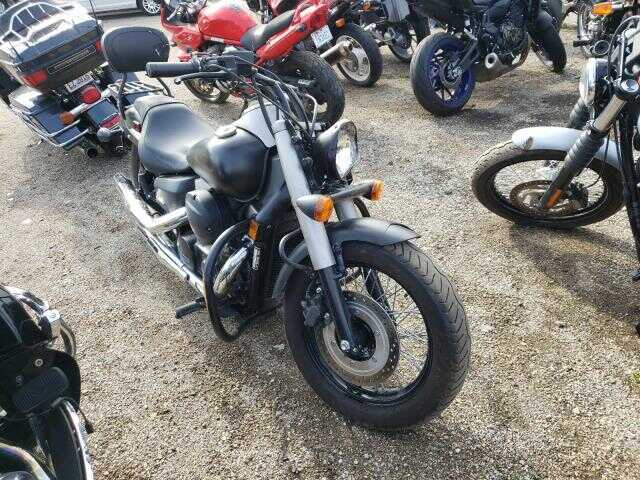 Honda VT750 (Shadow Phantom)