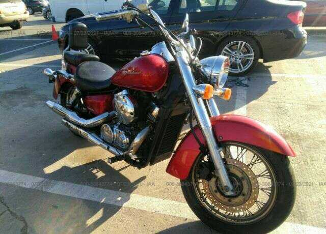 Honda VT750 (Shadow Aero)