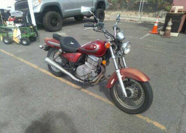 Suzuki GZ250