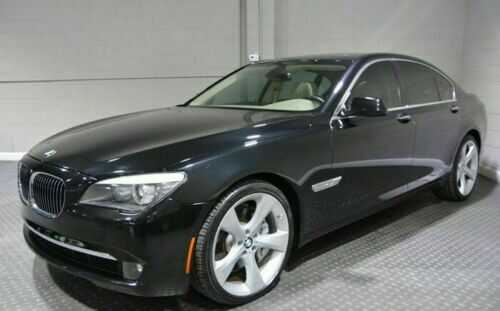 BMW 750i