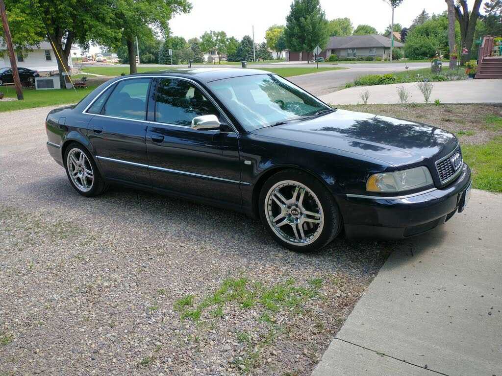 Audi S8