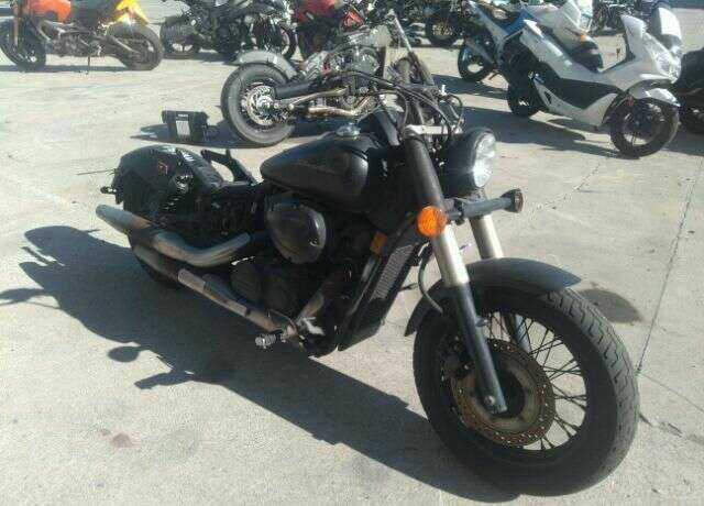 Honda VT750 (Shadow Phantom)