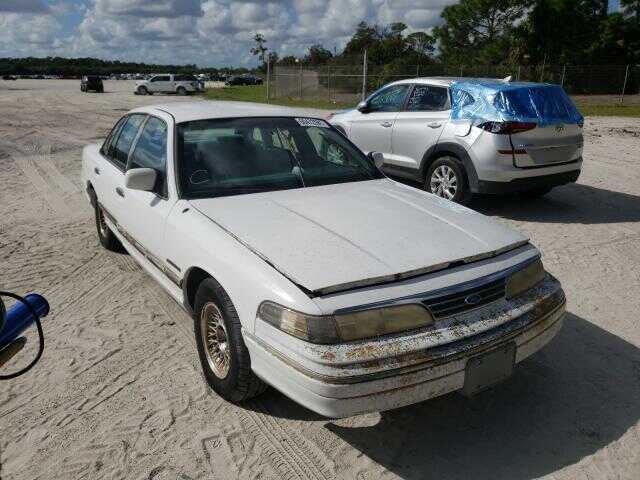 Ford Crown Victoria