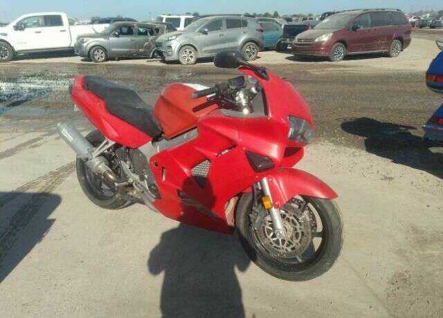 Honda VFR800Fi (INTERCEPTOR)