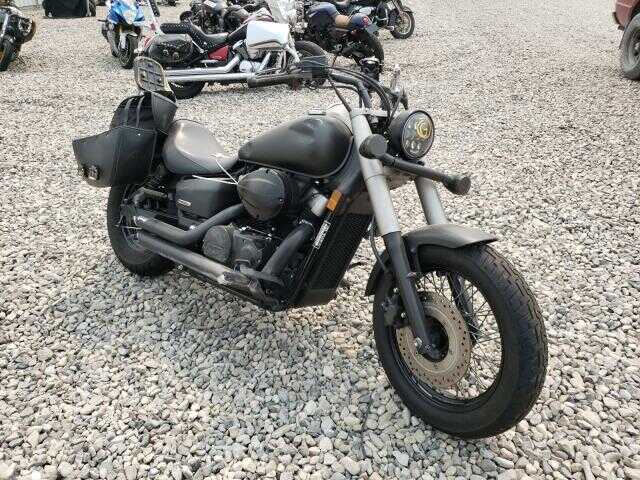Honda VT750 (Shadow Phantom)