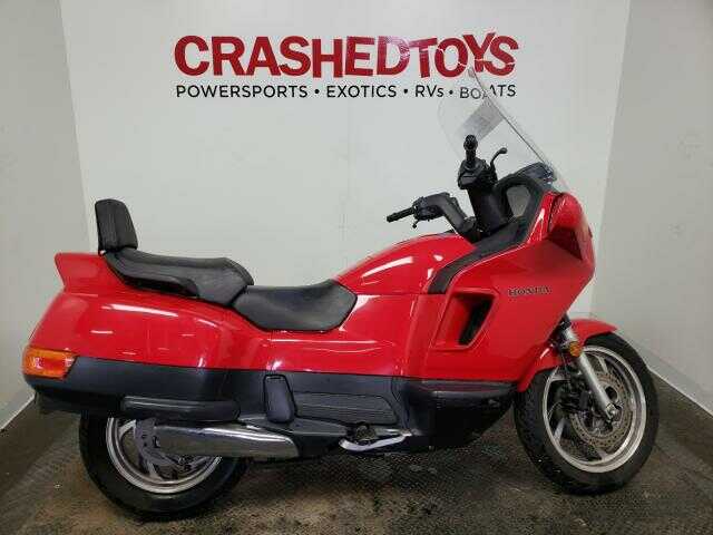 Honda PC800 (PACIFIC COAST)