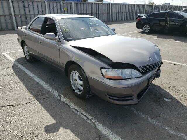Lexus ES