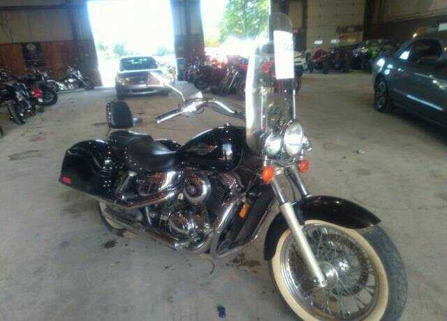 Honda VT1100C2 (SHADOW ACE)