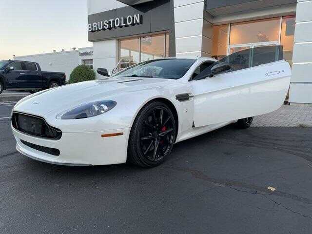 Aston Martin V8 Vantage