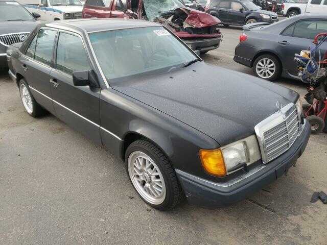 Mercedes-Benz 400