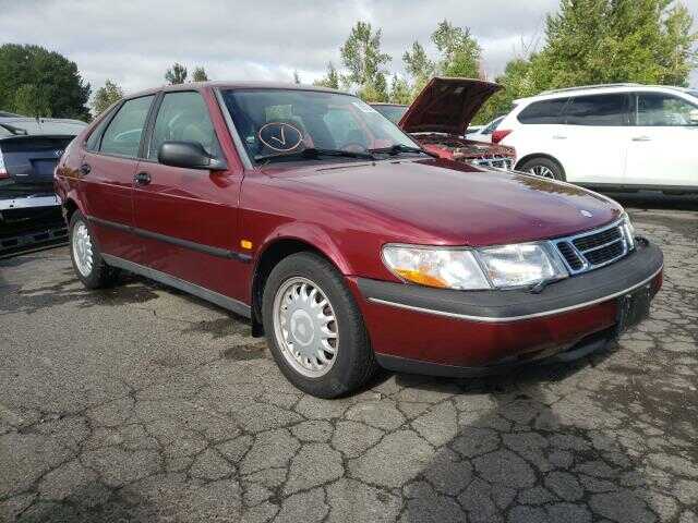 Saab 900