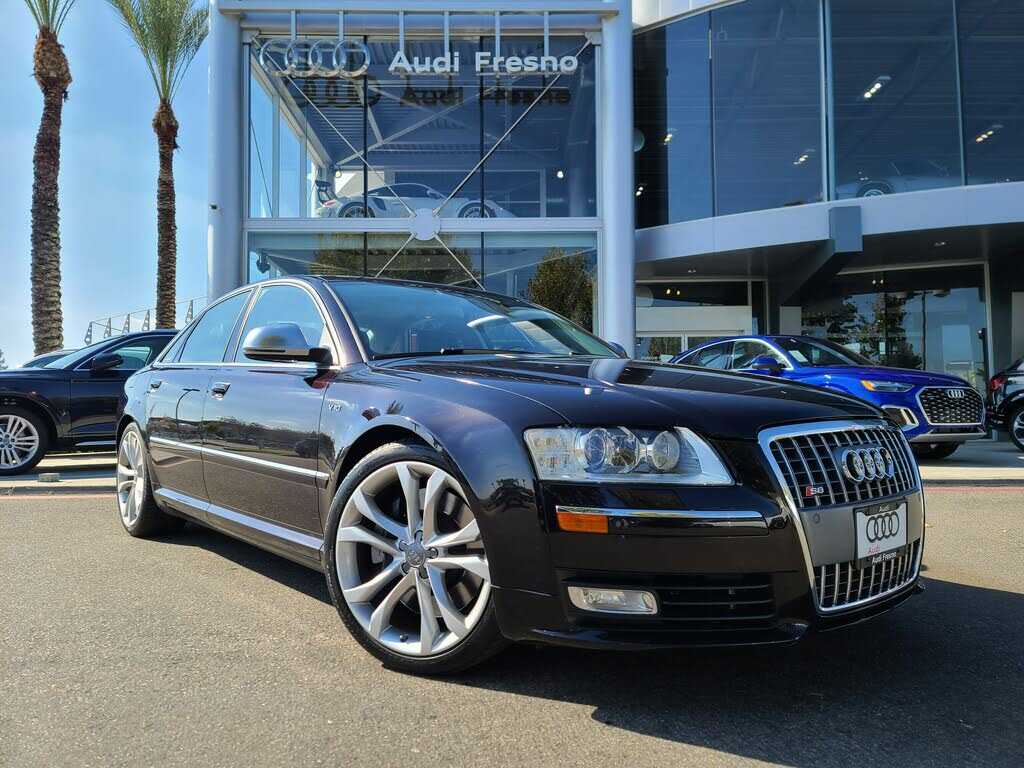Audi S8