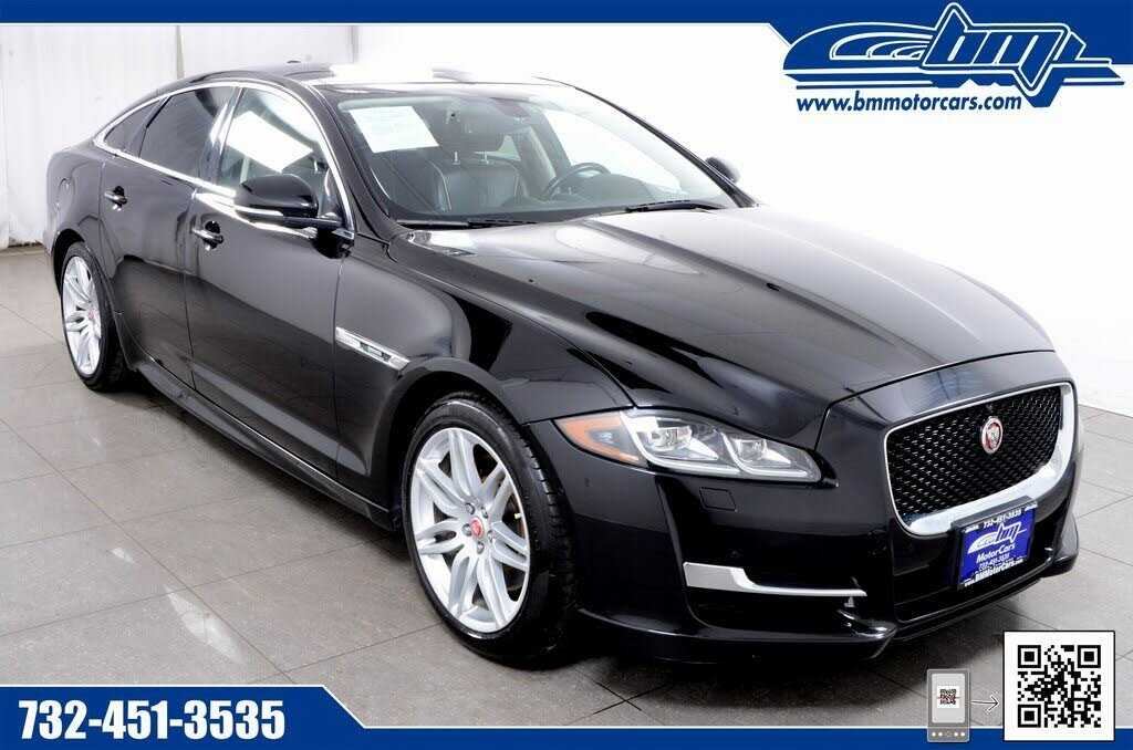 Jaguar XJ