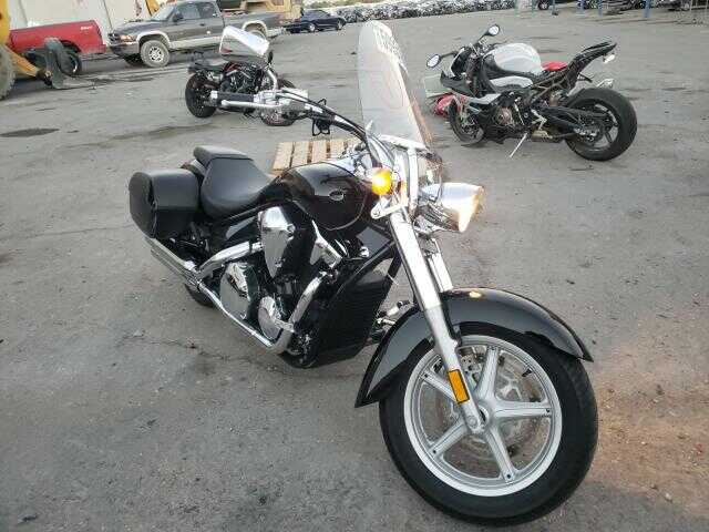 Honda VT1300 (Interstate)