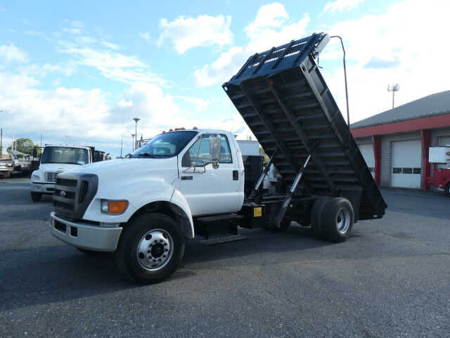Ford F-750