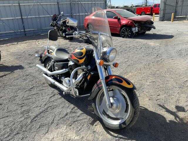 Honda VT1100C2 (SHADOW SABRE)