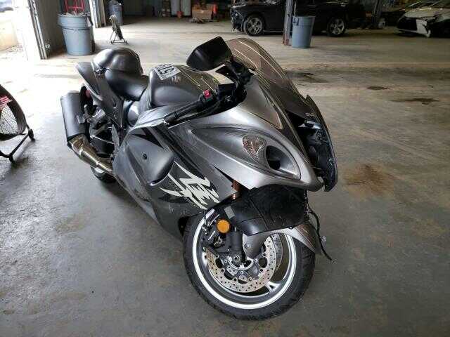 Suzuki GSX1300R