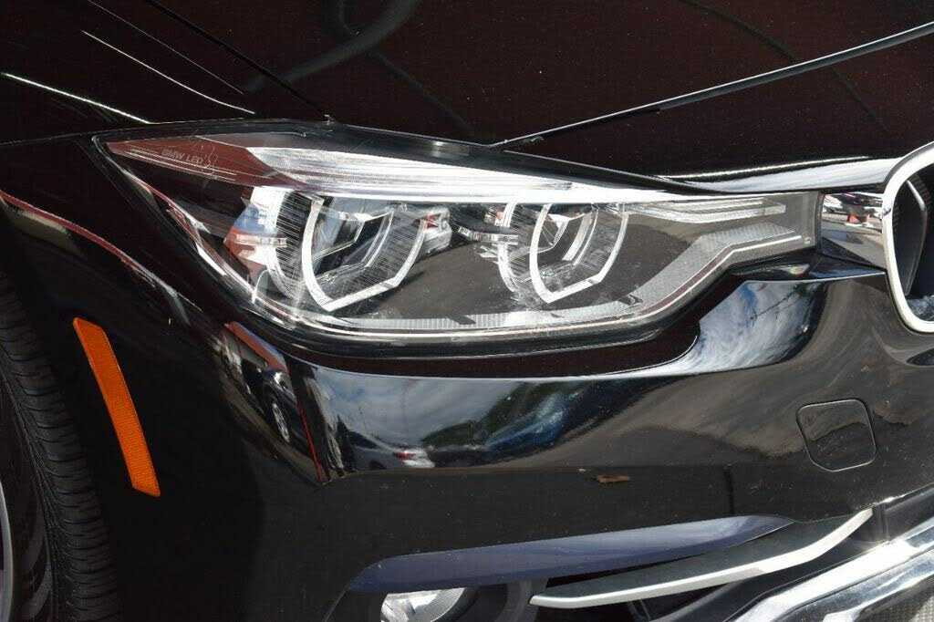 2018 BMW 330i