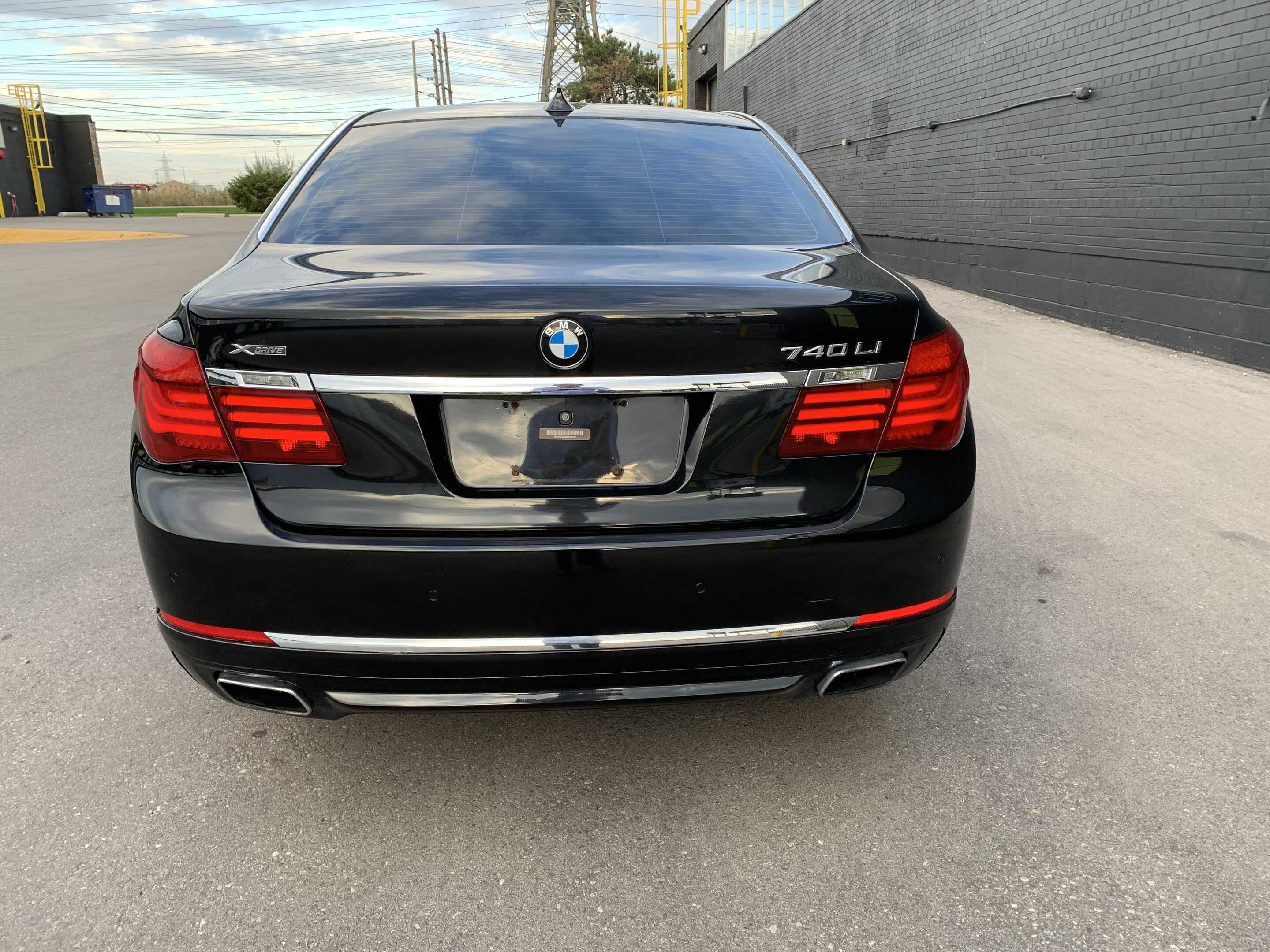2013 BMW 740Li