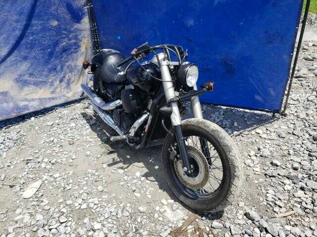 Honda VT750 (Shadow Phantom)