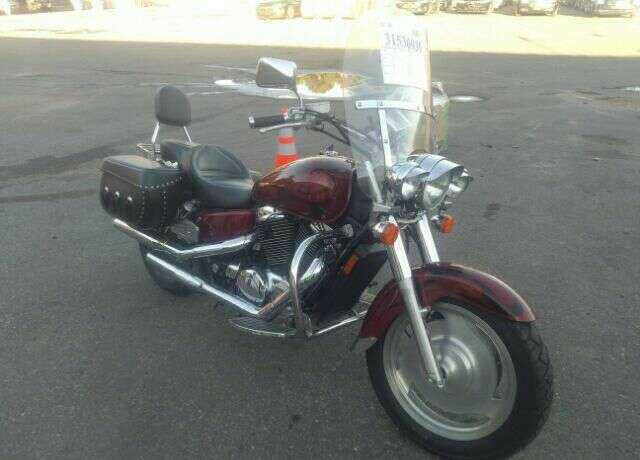 Honda VT1100C2 (SHADOW SABRE)