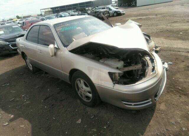 Lexus ES