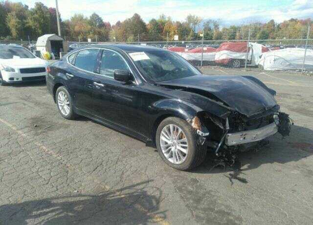 Infiniti M35h