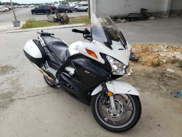Honda ST1300PA