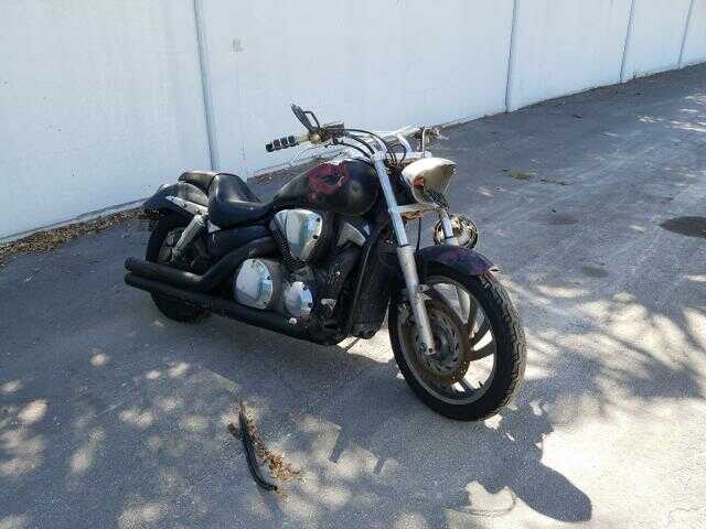 Honda VTX1300C (VTX)