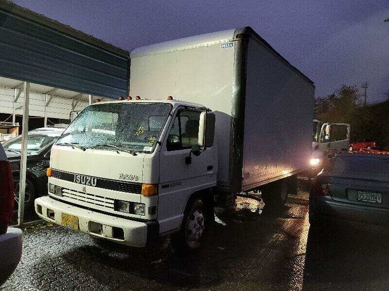 Isuzu NPR