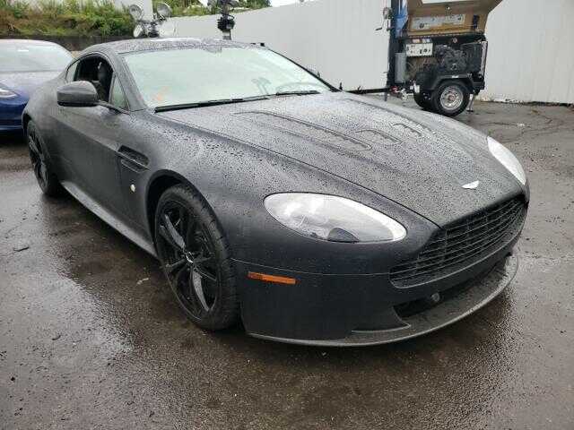 Aston Martin V12 Vantage
