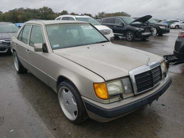 Mercedes-Benz 400