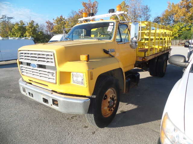 Ford F-700