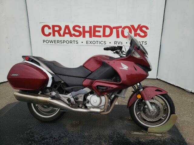 Honda NT700VA/NT700V