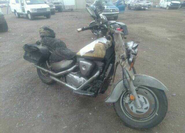 Suzuki VL1500K