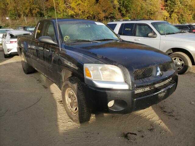 Mitsubishi Raider